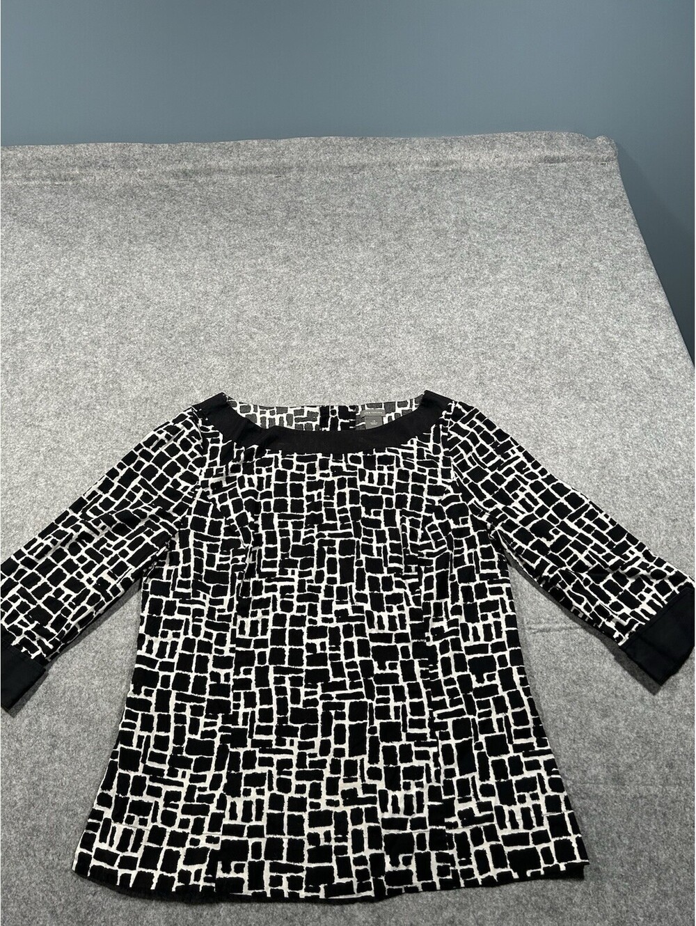Ann Taylor Black White Giraffe Print 3/4 Sleeve Boat Neck Blouse Size 14